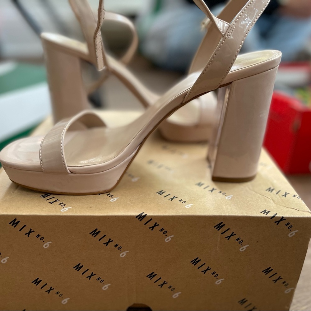 Forever 21 Womens Heel